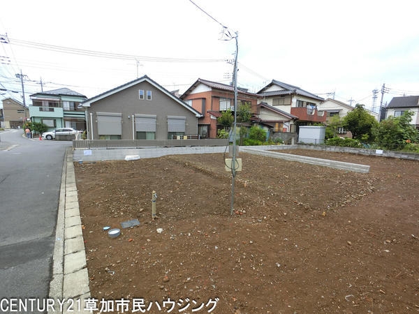 草加市小山1丁目　新築一戸建て　2期1号棟