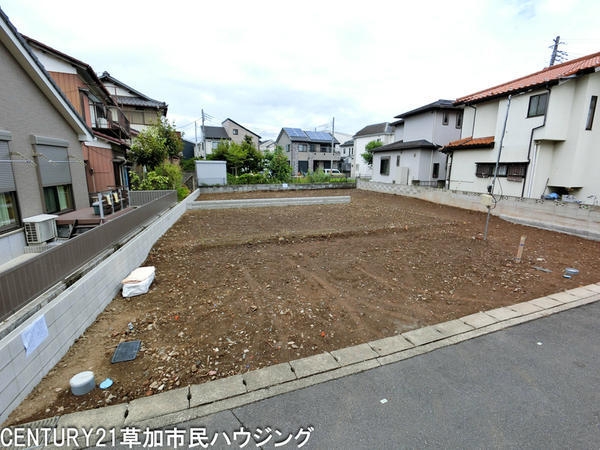 草加市小山1丁目　新築一戸建て　2期1号棟