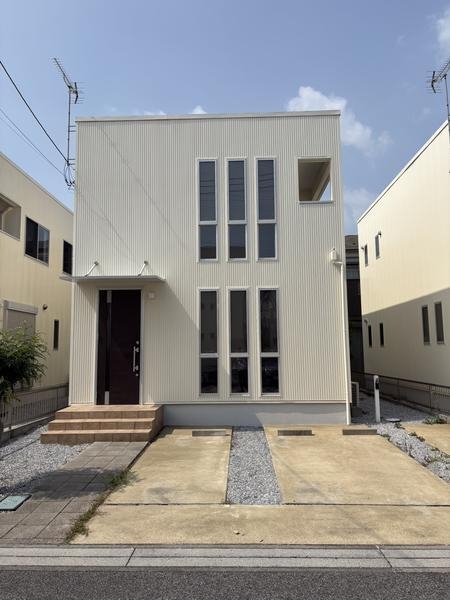 草加市氷川町　中古一戸建て　III