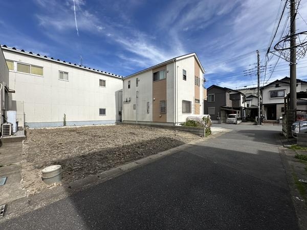 草加市稲荷６丁目の土地