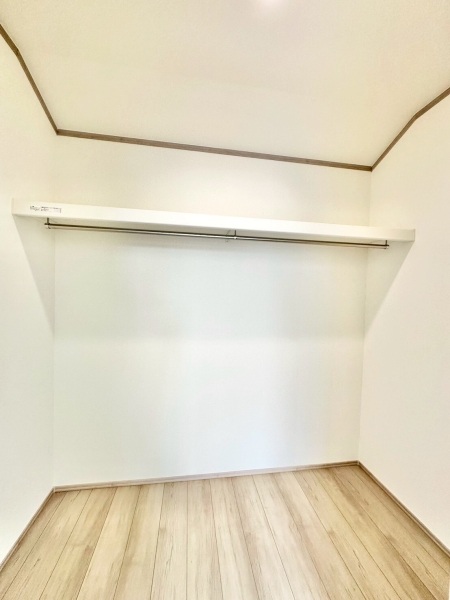 草加市清門2丁目 新築一戸建て B号棟(収納)