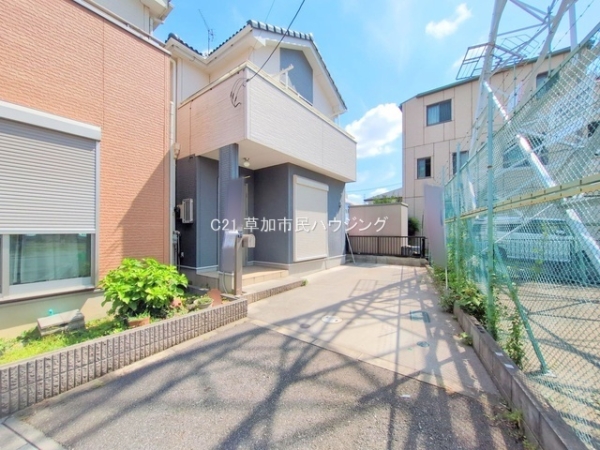 八潮市中央1丁目　中古一戸建て