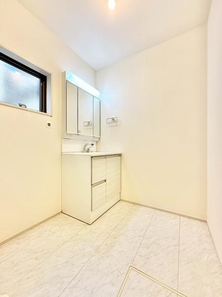 草加市小山2丁目 新築一戸建て 5期(洗面台・洗面所)