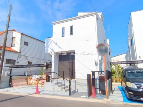 草加市花栗3丁目　新築一戸建て　III期6号棟