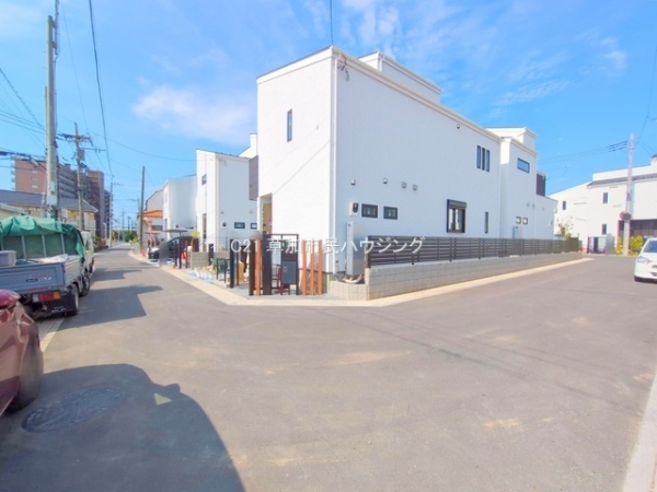 草加市花栗3丁目　新築一戸建て　III期4号棟
