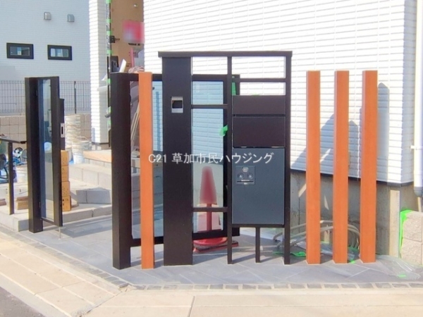 草加市花栗3丁目　新築一戸建て　III期4号棟