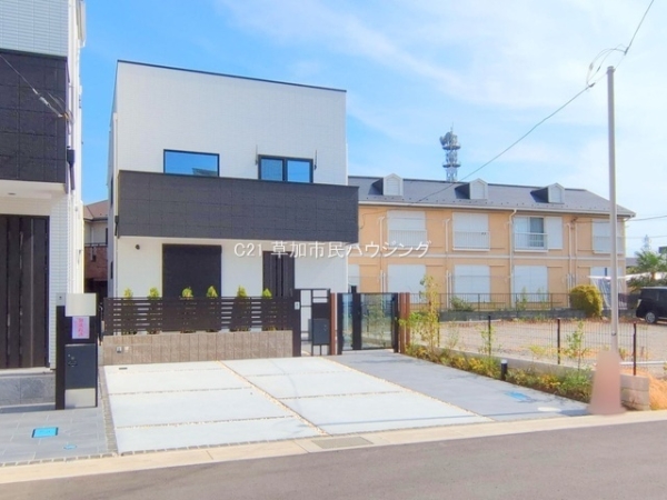 草加市花栗3丁目　新築一戸建て　III期3号棟