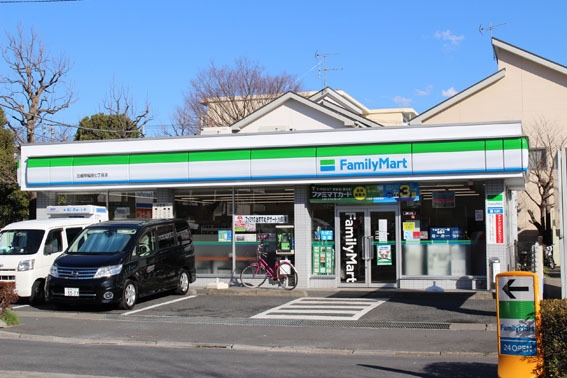 三郷市早稲田6丁目の中古一戸建て(ファミリーマート 三郷早稲田七丁目店)