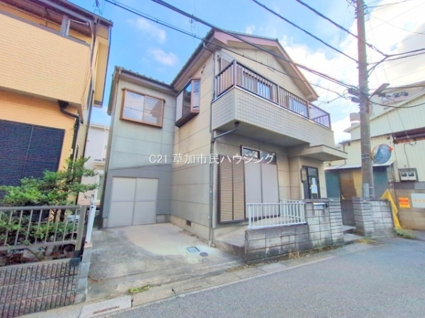 草加市花栗3丁目　中古一戸建て