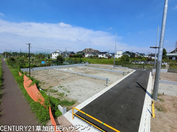 草加市新里町　新築一戸建て　3期5号棟