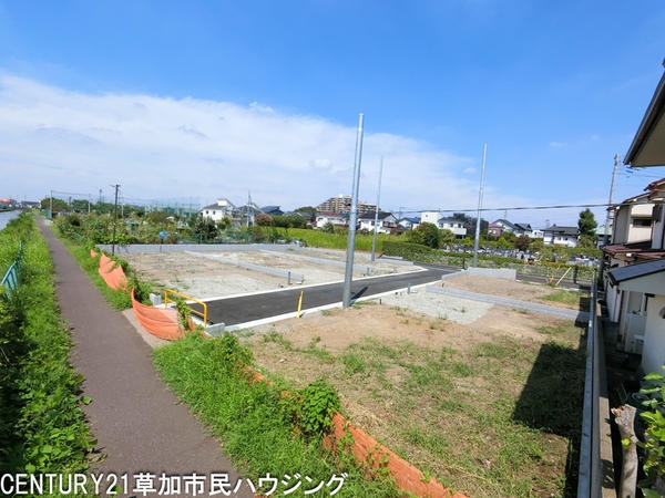 草加市新里町　新築一戸建て　3期5号棟