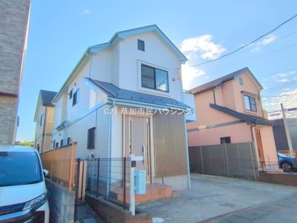 草加市新栄３丁目の中古一戸建て