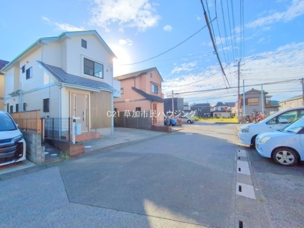 草加市新栄３丁目の中古一戸建て
