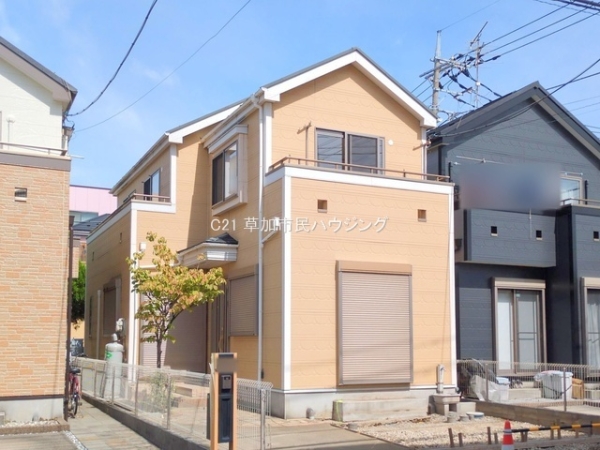 草加市北谷2丁目　中古一戸建て