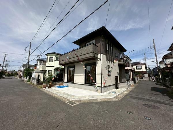 草加市新栄2丁目　新築一戸建て