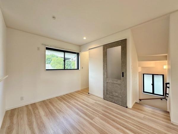 草加市旭町5丁目　新築一戸建て