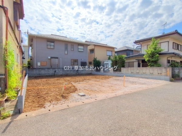 草加市新善町　売地