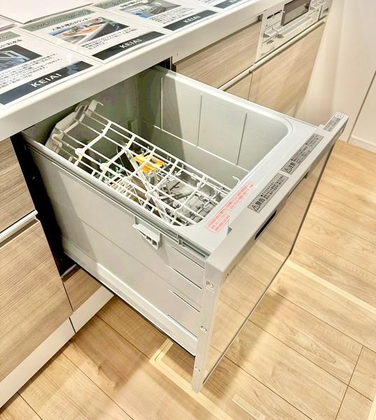 八潮市緑町3丁目　新築一戸建て　5期1号棟