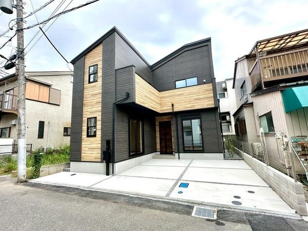 草加市氷川町　新築一戸建て
