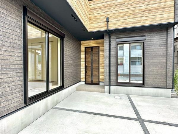 草加市氷川町　新築一戸建て
