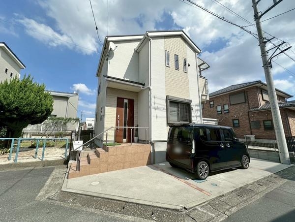 草加市谷塚町　中古一戸建て