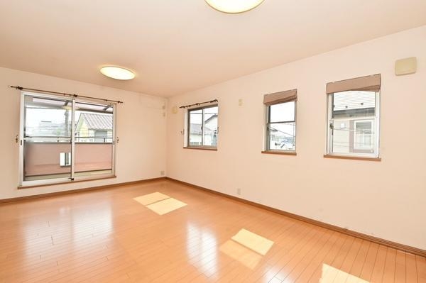 草加市松江２丁目の中古一戸建て