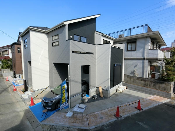草加市新里町　新築一戸建て　2号棟