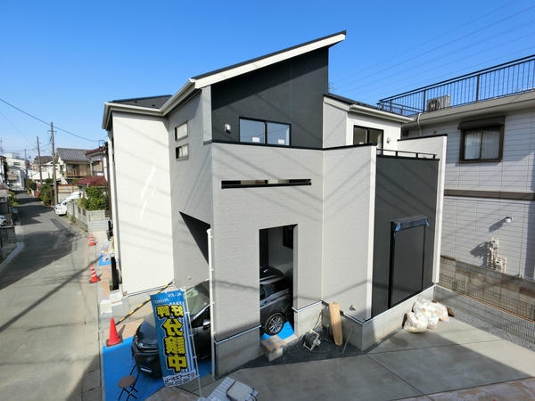草加市新里町　新築一戸建て　2号棟