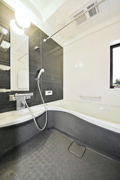 草加市金明町の中古一戸建て(バス)