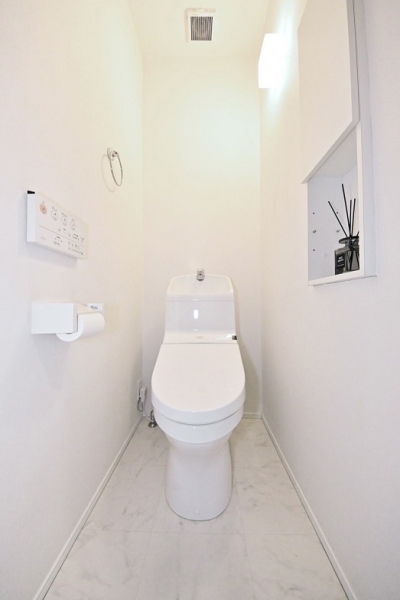 草加市金明町の中古一戸建て(トイレ)