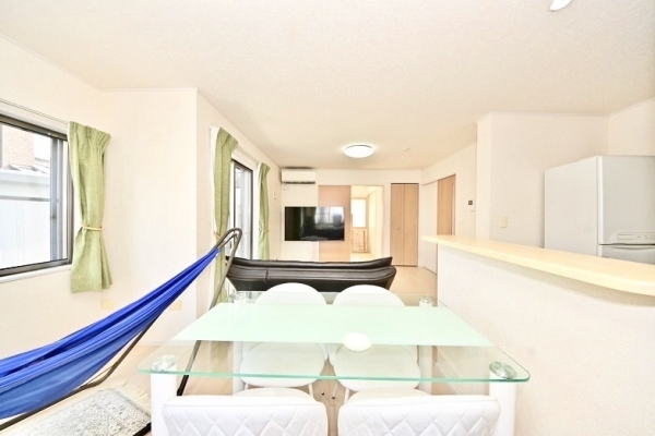 草加市谷塚町　中古一戸建て