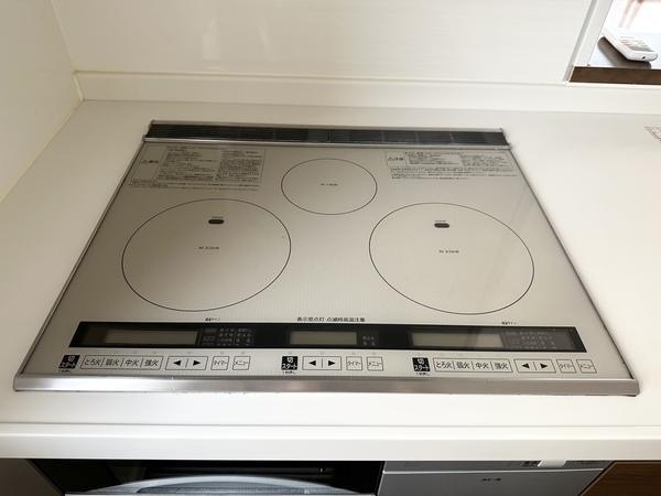 草加市氷川町の中古一戸建て(キッチン)