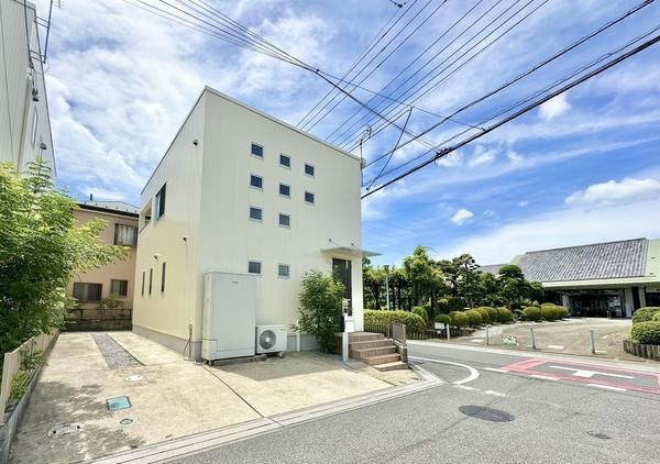 草加市氷川町　中古一戸建て　VI
