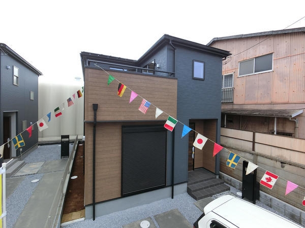 草加市瀬崎5丁目　新築一戸建て　3期1号棟