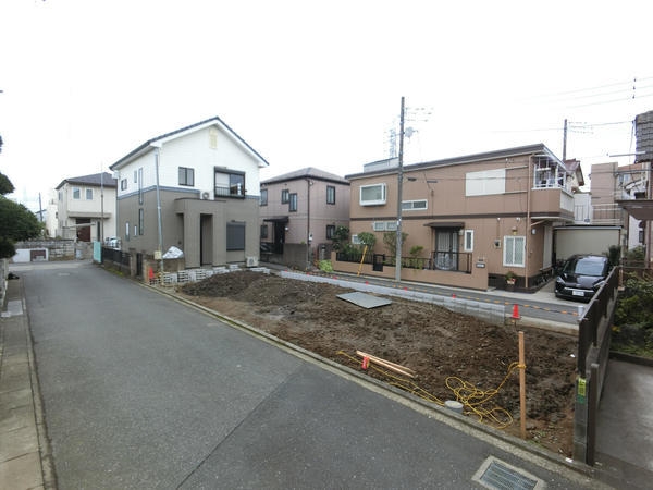 草加市谷塚町　新築一戸建て　25期