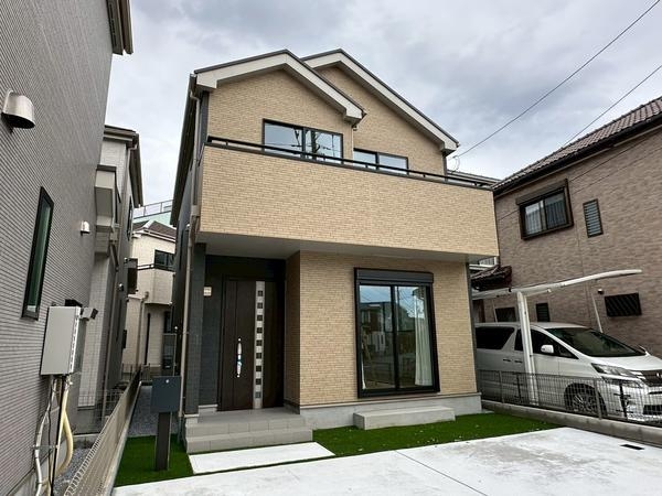 草加市稲荷4丁目　新築一戸建て　第2期E号棟