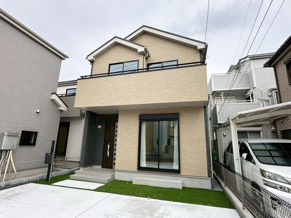 草加市稲荷4丁目　新築一戸建て　第2期E号棟