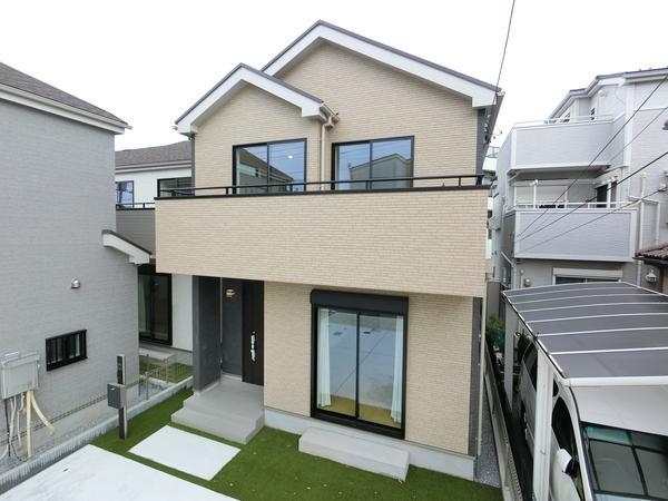 草加市稲荷4丁目　新築一戸建て　第2期E号棟