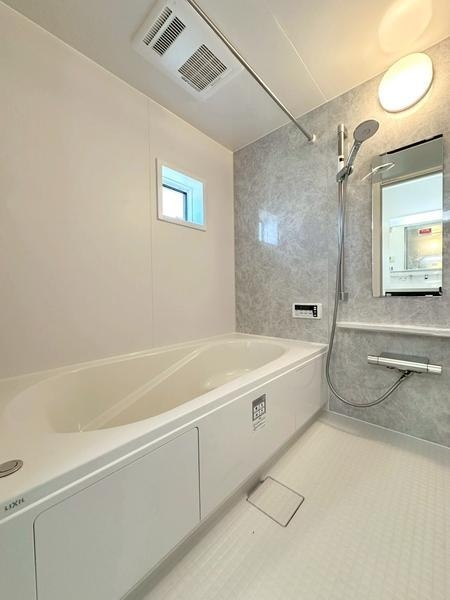 八潮市中央2丁目　新築一戸建て　2期　4号棟