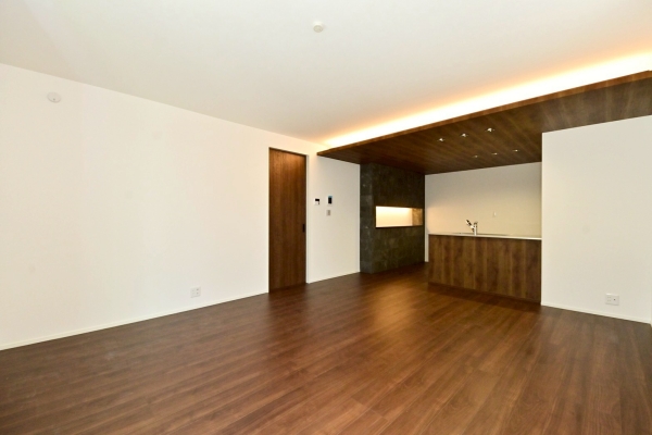 八潮市中央2丁目　新築一戸建て　2期　1号棟