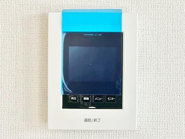 草加市稲荷4丁目　新築一戸建て　12期1号棟