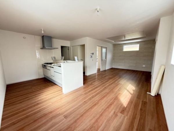 八潮市八條　新築一戸建て　4期