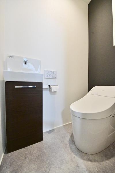 三郷市早稲田６丁目の中古一戸建て