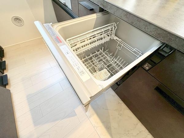 三郷市早稲田６丁目の中古一戸建て