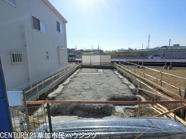 八潮市西袋　新築一戸建て　II