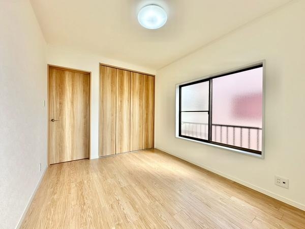 草加市中根３丁目の中古一戸建て