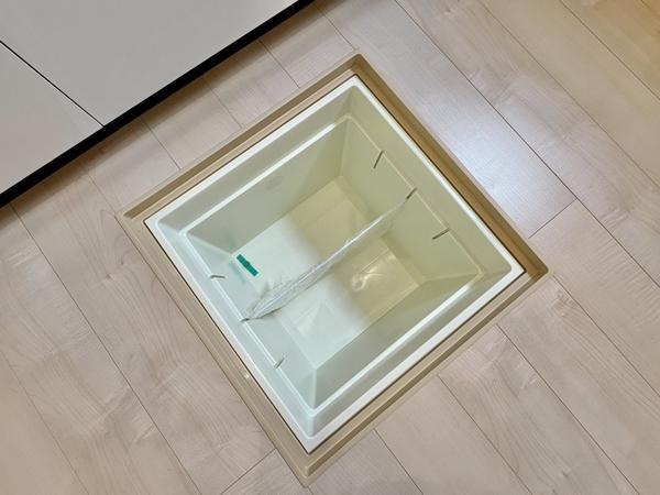 八潮市伊草1丁目　新築一戸建て　第2　　2号棟