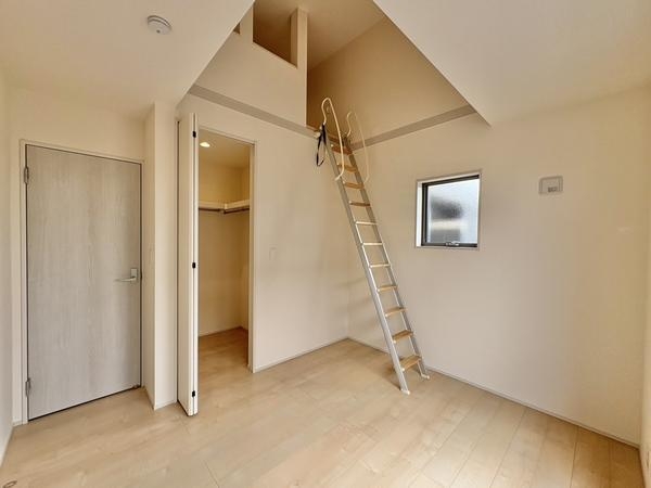 八潮市伊草1丁目　新築一戸建て　第2　　2号棟