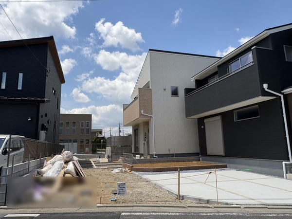 八潮市伊草1丁目　新築一戸建て　第2　　2号棟