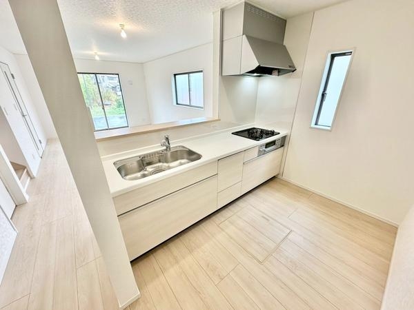 草加市瀬崎5丁目　新築一戸建て　第8　2号棟